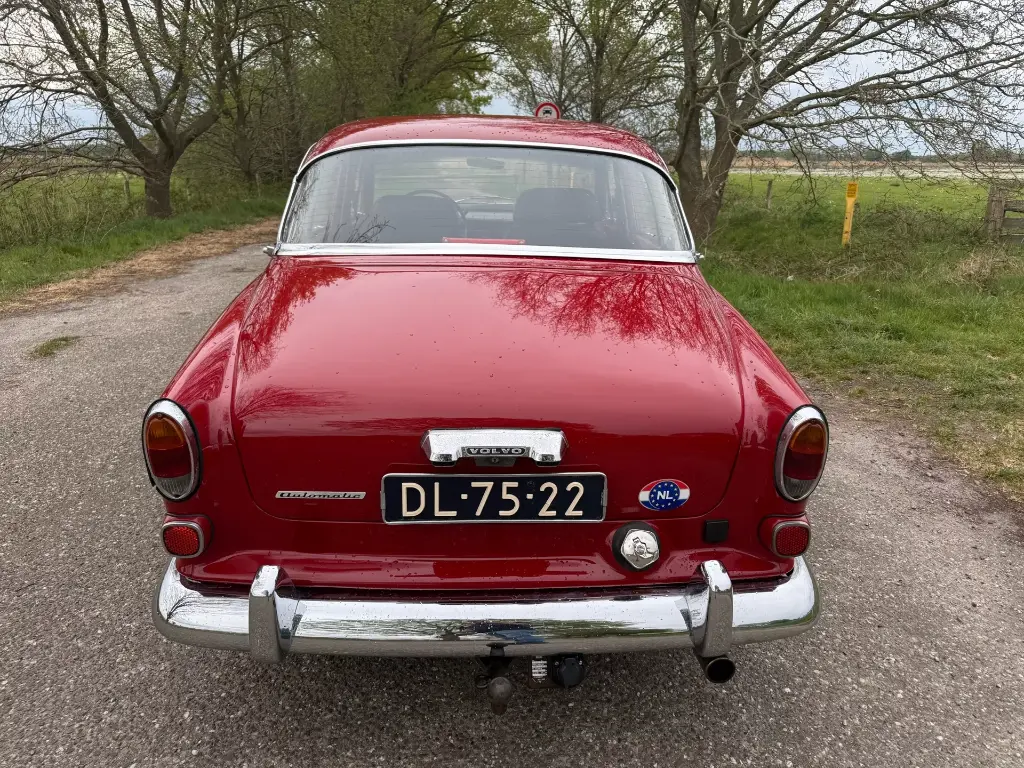 Volvo-122S-AUTOMATIC-4-deurs-met-LPG-topauto-6.webp