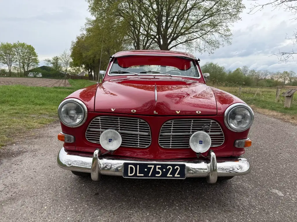 Volvo-122S-AUTOMATIC-4-deurs-met-LPG-topauto-2.webp