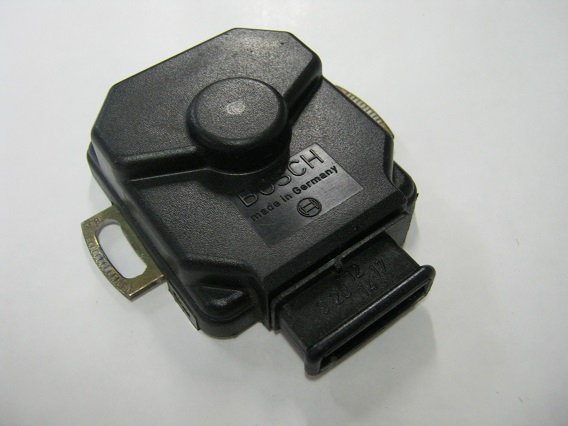 Volvo Throttle position sender TPS P1800E+P1800ES+140+164 B20E+B30E+F (EXCHANGE) excluding deposit of € 100.- (461560) Volvo part no 0280120039R