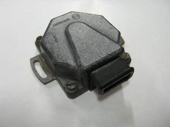 Volvo Throttle position sensor TPS  P1800E+P1800ES+140+164  B20E+B30E+F (EXCHANGE) excluding a deposit of € 100.- Volvo part no 0280120026R