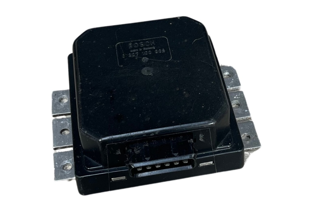 Volvo Ignition module B21E+B23E Note: EXCHANGE deposit € 100.00 1269118 Volvo part no 0227100005R