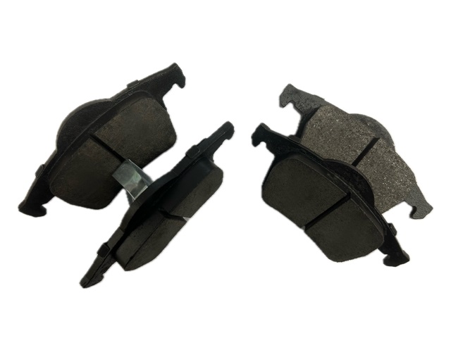 Volvo Brake Pad Set Rear for V70 S80 S60 Xc70 with OEM ref 2723997 272944 274334 30648382 30665552 30681695 8623862 8634925 FEBI Volvo Part no. 272399F