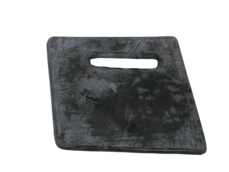 [1213592]  Volvo Gummi kofanger passage P1800ES højre forreste chassisnummer 3070+ Volvo varenummer 1213592