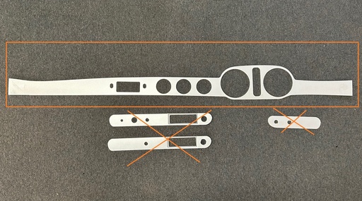 [665993]  Volvo Instrumentbræt P1800 aluminiumspanel øverste højrestyret bil Volvo varenummer 665993