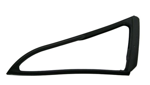 [673459]  Volvo Gummiventilationsrude P1800 venstre stelnummer 10.000+ Volvo varenummer 673459